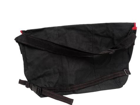 Skate Attack Duffle skate bag purple or red Trim - main image