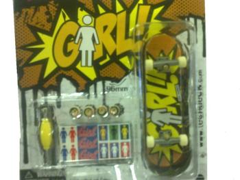 Tech Deck Girl - main image